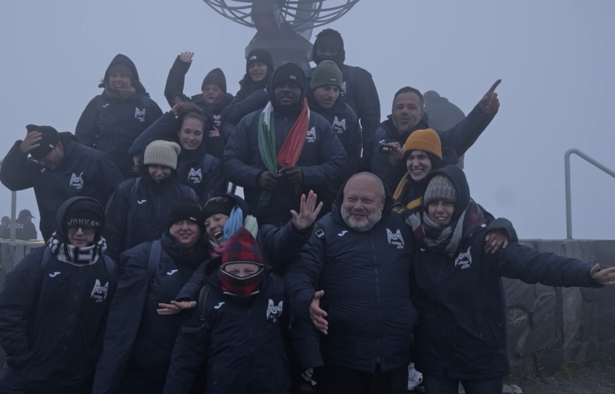 l'associazione Juppiter a Capo Nord (foto presa dal video "arrivo a capo nord"